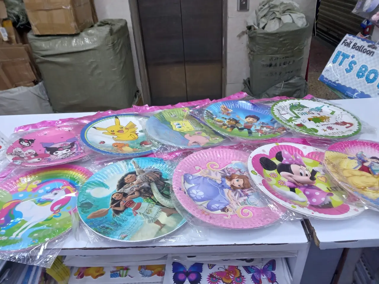 Cartoon character party plates