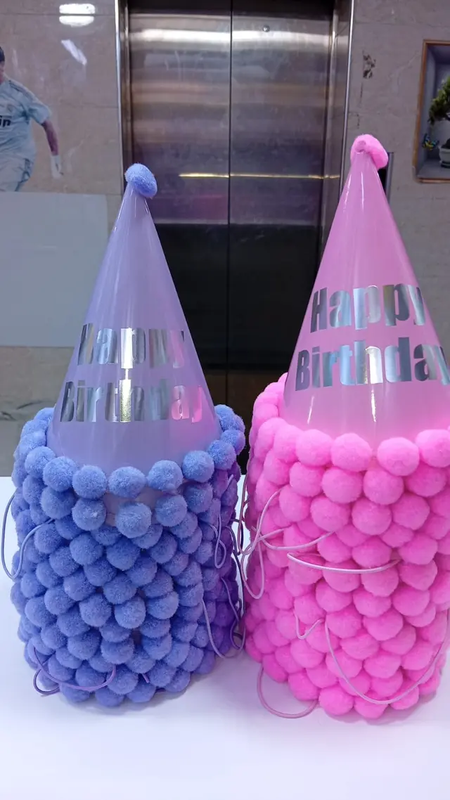 Birthday hats, pack of 12