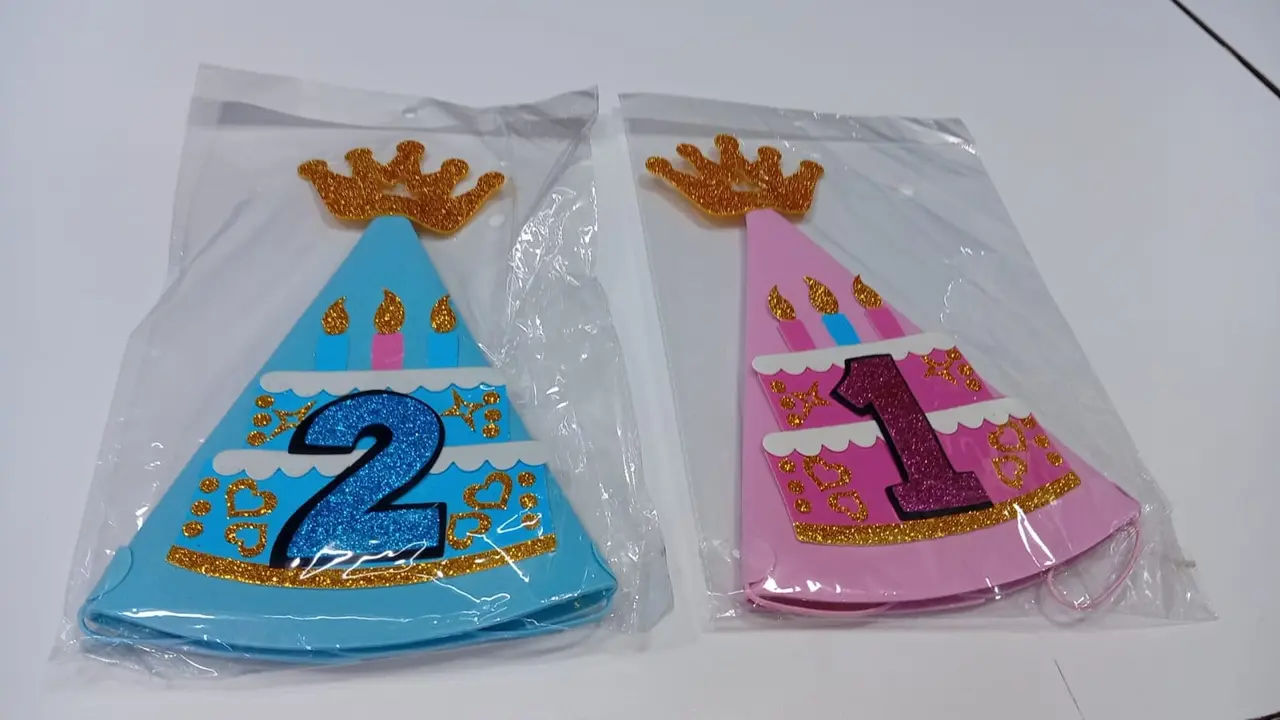 Number party hats 1–9, blue and pink